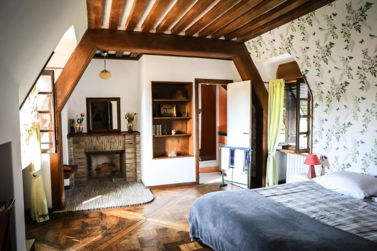 Le Logis D'Arniere Panzió Saint Cyr-sous-Dourdan Kültér fotó