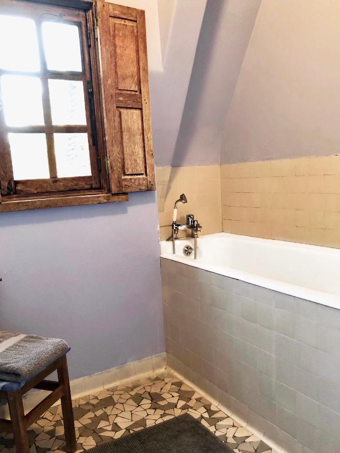 Le Logis D'Arniere Panzió Saint Cyr-sous-Dourdan Kültér fotó