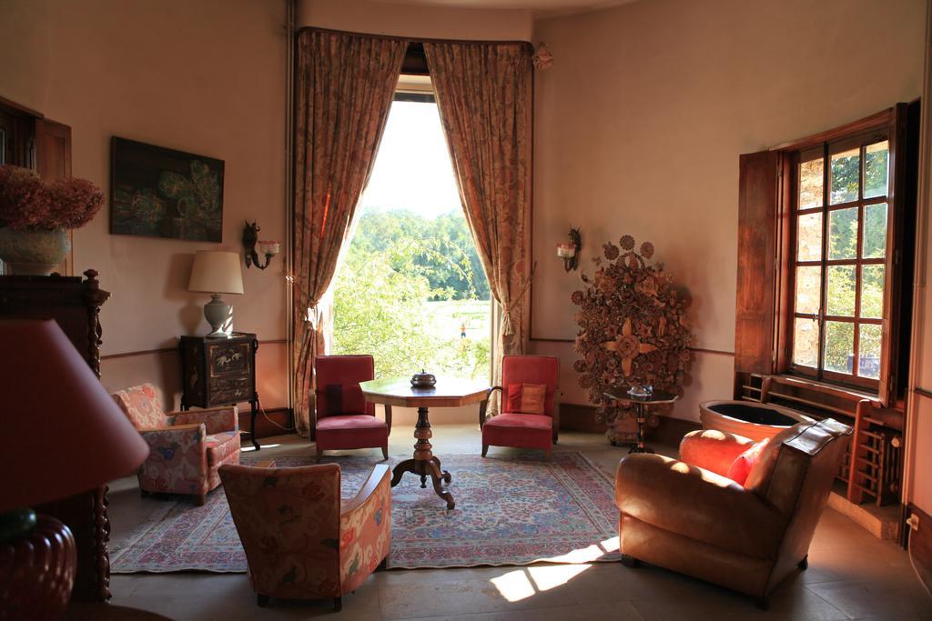 Le Logis D'Arniere Panzió Saint Cyr-sous-Dourdan Kültér fotó
