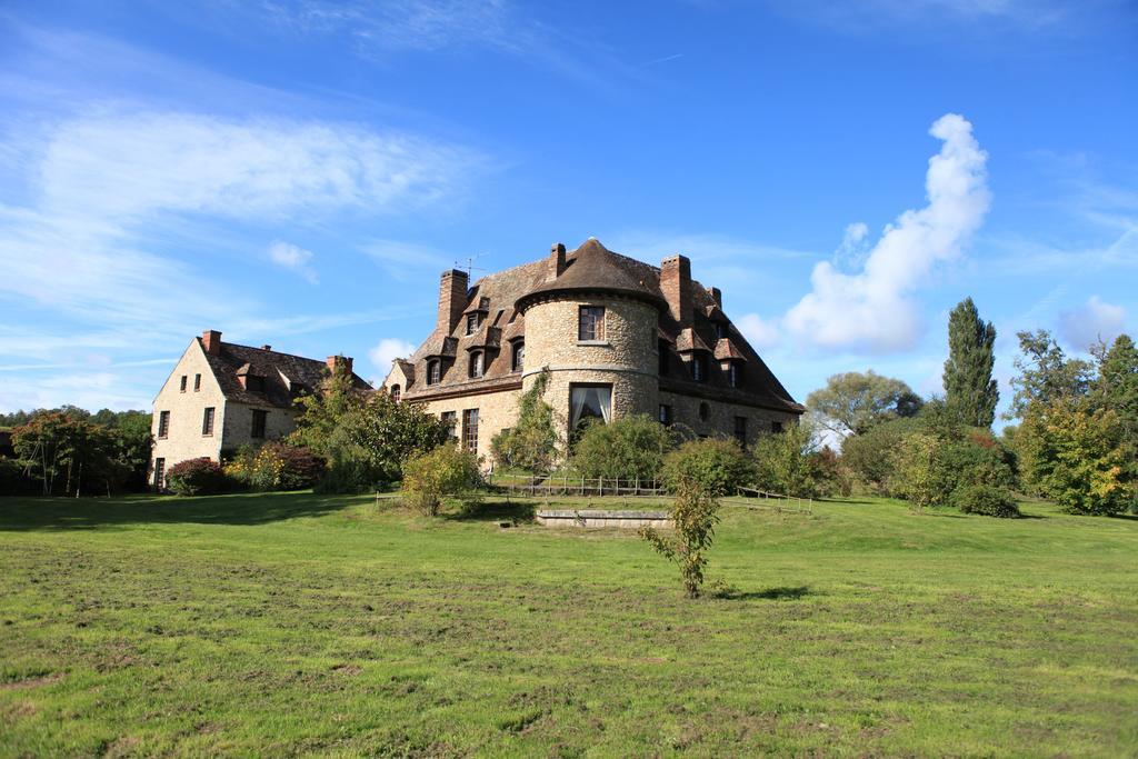 Le Logis D'Arniere Panzió Saint Cyr-sous-Dourdan Kültér fotó